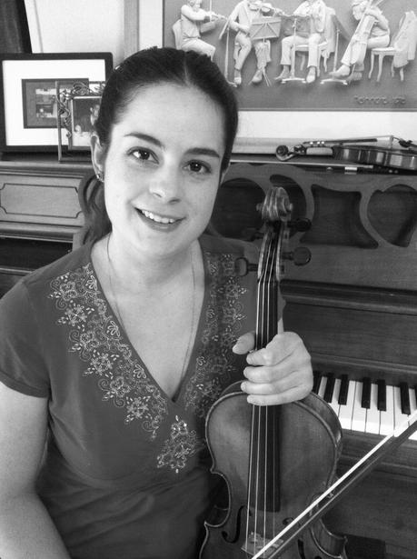 Violin Teacher Amelia Weesner